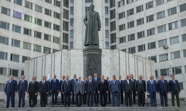 Памятник Дзержинскому у штаб-квартиры СВР РФ, 11 сентября 2023 года