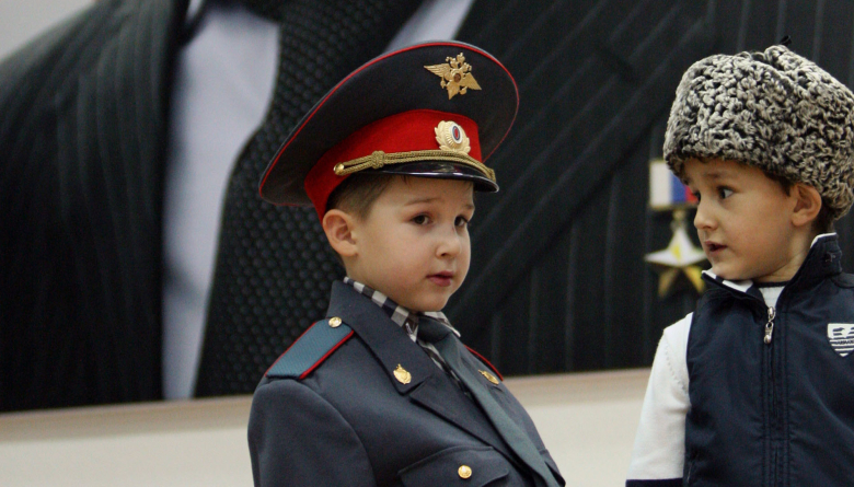 Дети выступают на Международном дне инвалидов в Грозном. Фото: Саид Царнаев / РИА Новости