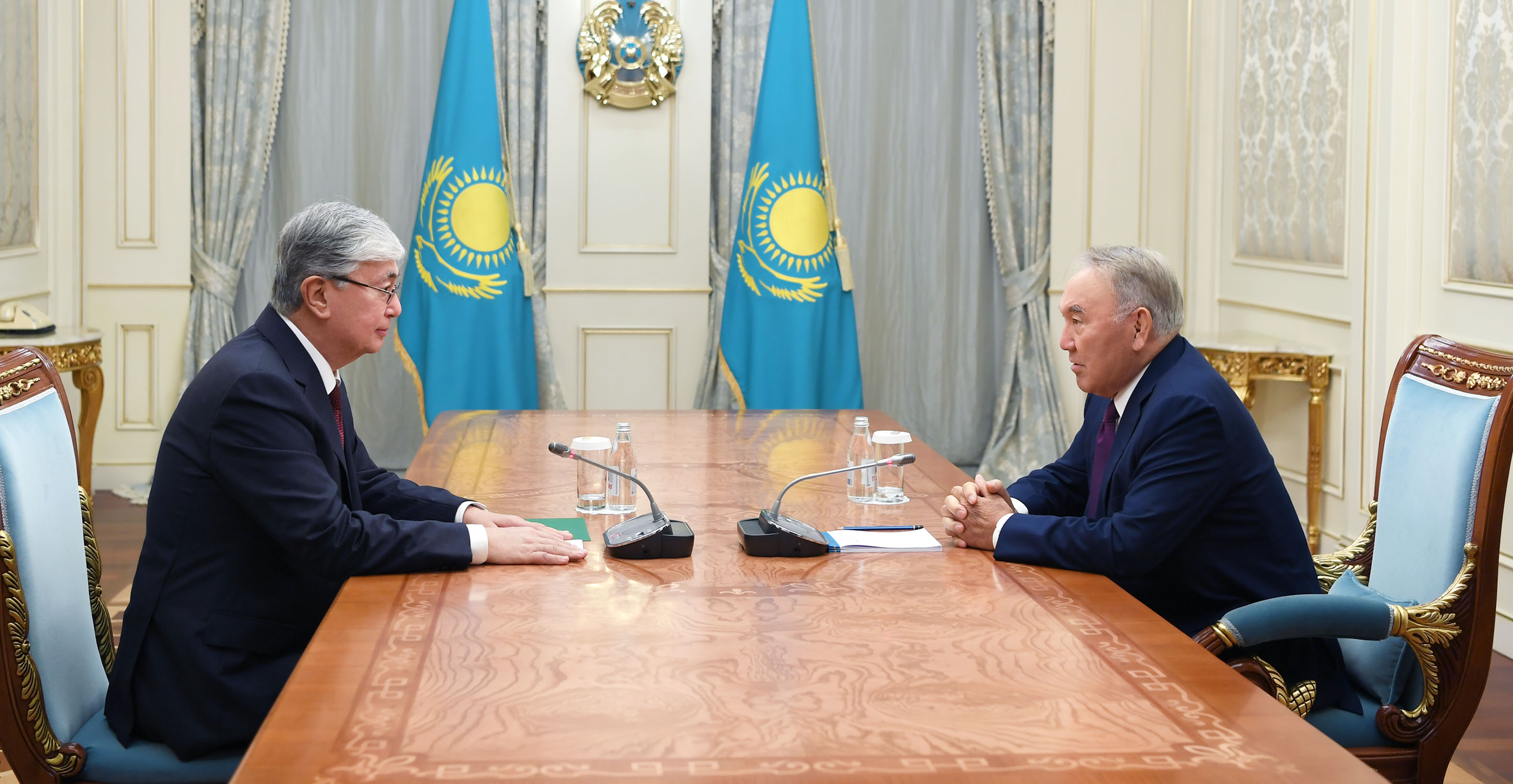 Казахстан президентская республика. Токаев и Назарбаев. Президент Казахстана 2020. Элбоши Нурсултан Назарбаев. Президент Казахстана 2021.