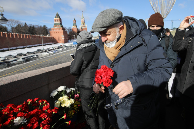 Его брали «на слабо», а он не позволил взять. Памяти Николая Сванидзе