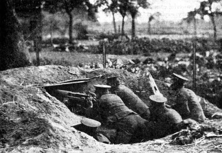 Маскировка позиции пулемёта, 1915 год