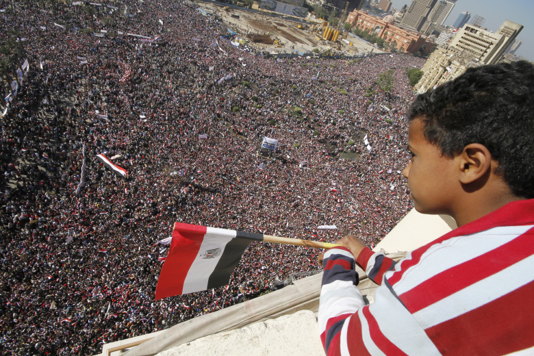 Марш победы на площади Тахрир после отставки Xосни Мубарака. 2011.