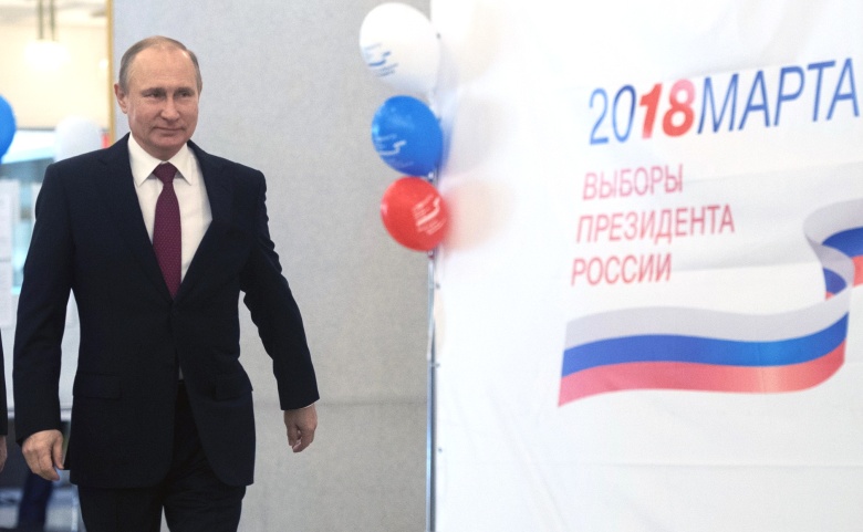 Владимир Путин на избирательном участке. Фото: Kremlin.ru