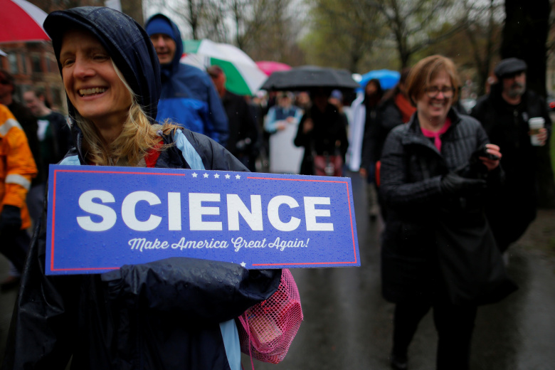 "Марш за науку' в Бостоне. Фото: Brian Snyder / Reuters