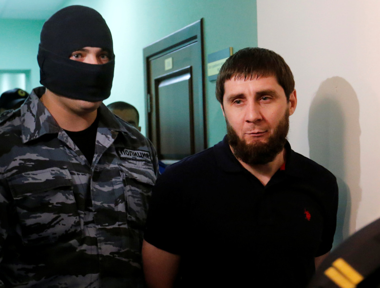 Обвиняемый в убийстве Немцова боец батальона «Север» Заур Дадаев в суде.