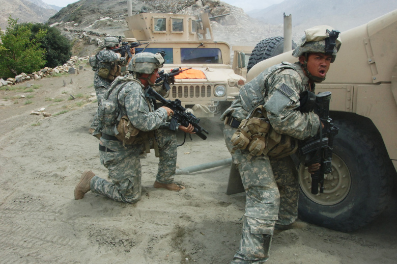 Американские солдаты в Афганистане, 2007 год. Фото:  Staff Sgt. Michael L. Casteel, U.S. Army.