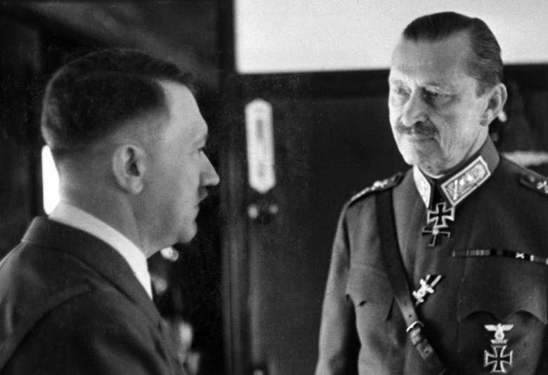 Карл Маннергейм и Адольф Гитлер, 1942 год