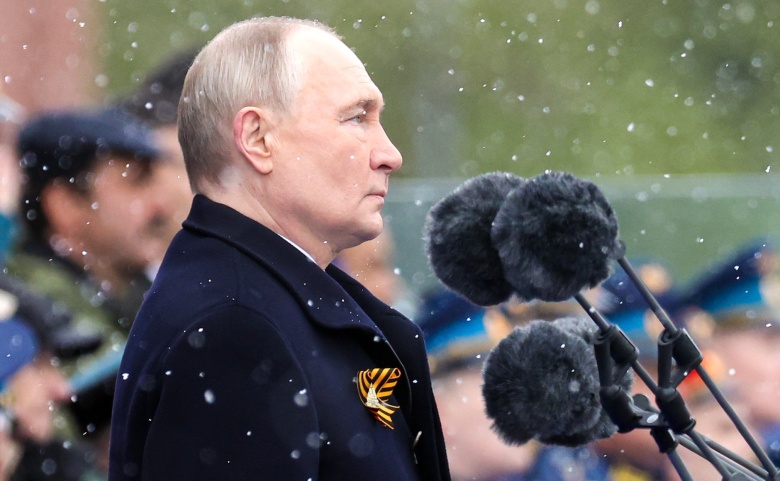 Владимир Путин на военном параде на Красной площади, 9 мая 2024 года