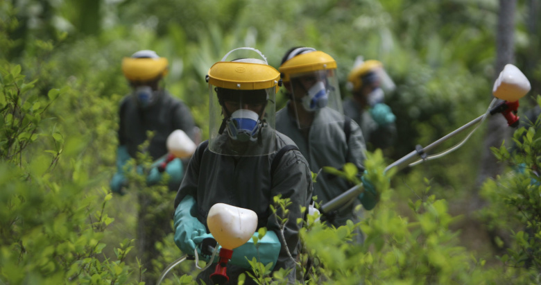 Антинаркотический рейд по распылению гербицидов, Колумбия. Фото: Eliana Aponte / Reuters