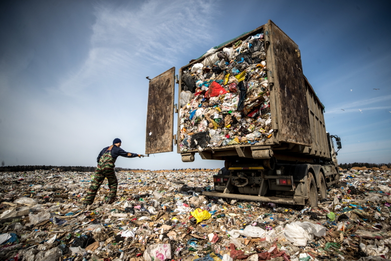 Полигон твердых бытовых отходов "Ядрово" в Подмосковье. Фото: Сергей Бобылев / ТАСС