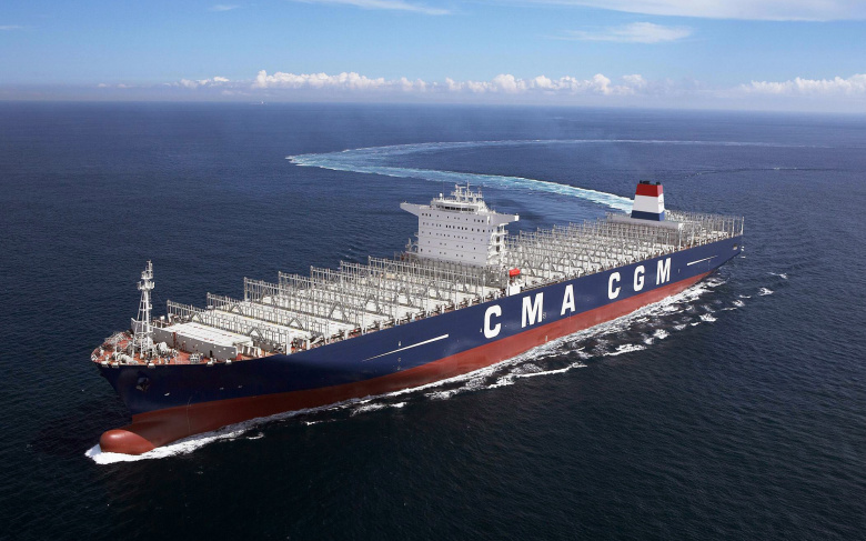 Контейнеровоз Alexander компании CMA-CGM. Грузоподъемность 175 тысяч тонн, вмещает 16 тысяч контейнеров