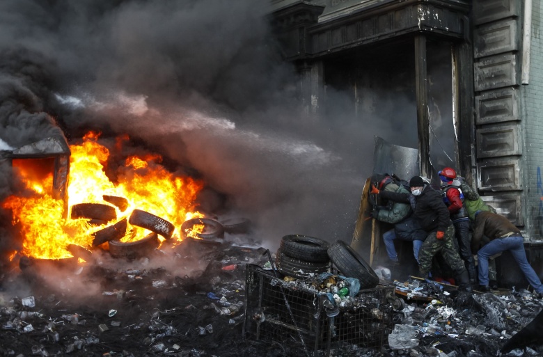 Майдан,  2014 год. Фото: Vasily Fedosenko / Reuters