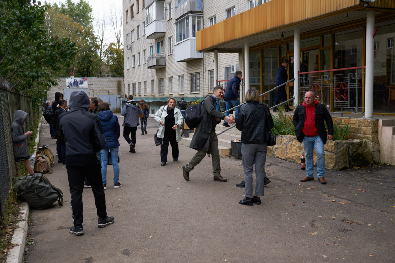 У военкомата в Москве