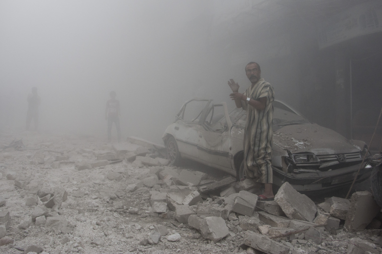 Последствия авиаударов в Алеппо. 20 сентября 2015.
