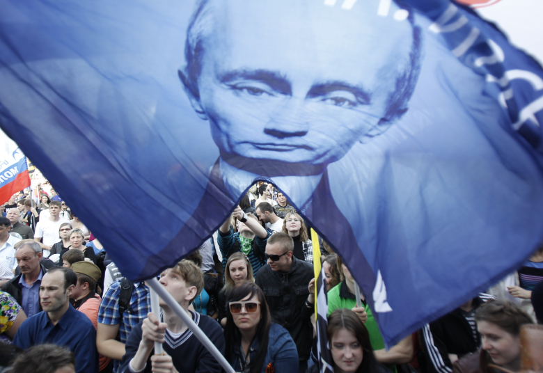 Сторонники Путина на митинге в Москве. Фото: Sergei Karpukhin / Reuters