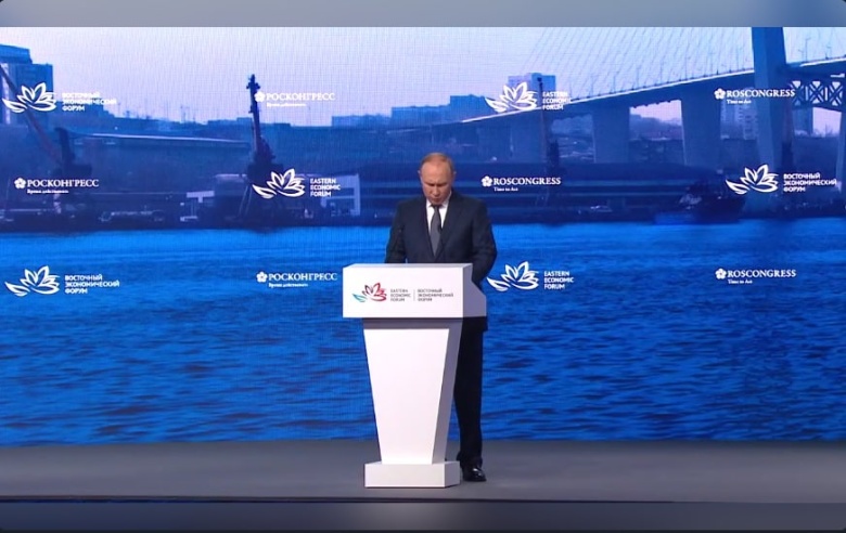 Владимир Путин на Восточном экономическом форуме-2022