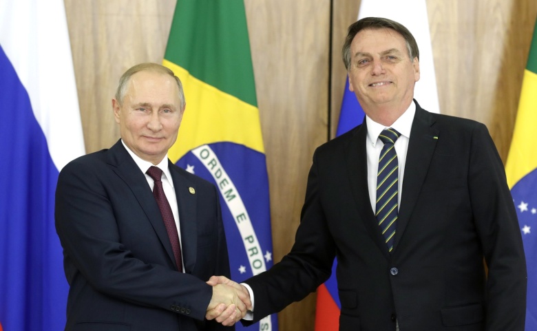 Владимир Путин и президент Бразилии Жаир Болсонаро, саммит БРИКС, ноябрь 2019 года