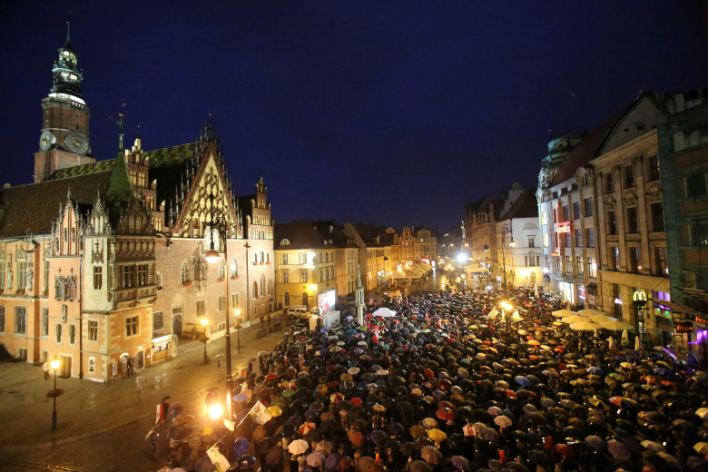 Протесты против судебной реформы, Вроцлав, Польша. Фото: Mieczyslaw Michalak / Agencja Gazeta / Reuters