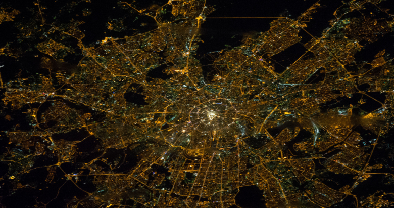 Ночной вид Москвы из космоса