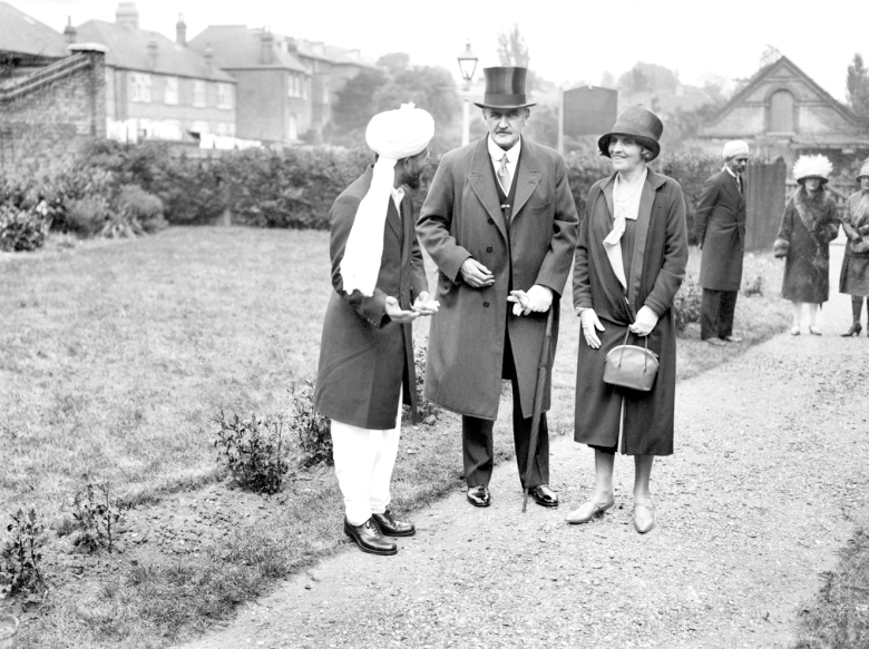 Лорд и леди Алленби посещают лондонскую мечеть, 1928 год