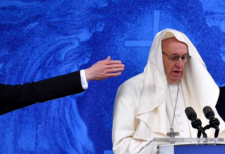 Папа римский Франциск во время визита в Ирландию. Фото: Dylan Martinez / Reuters