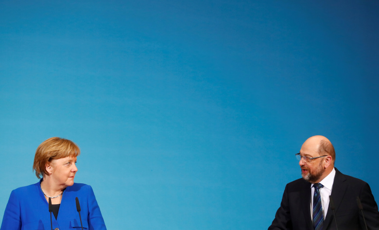 Ангела Меркель и Мартин Шульц. Фото: Hannibal Hanschke / Reuters