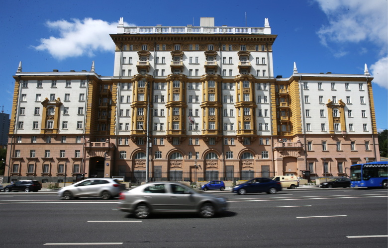Посольство США в Москве. Фото: Антон Новодережкин / ТАСС