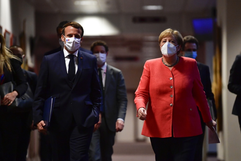 Эмманюэль Макрон и Ангела Меркель. Фото: John Thys / EPA / TAS