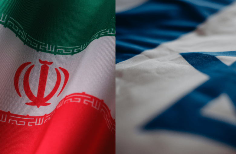 Флаги Ирана и Израиля