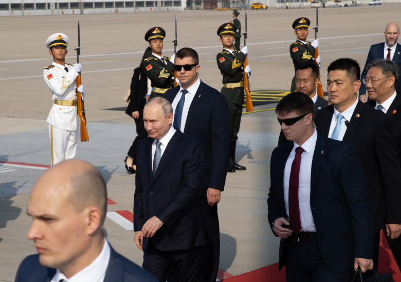 Владимир Путин прибывает в Пекин на Третий форум "Один пояс - один путь", 17 октября 2023 года