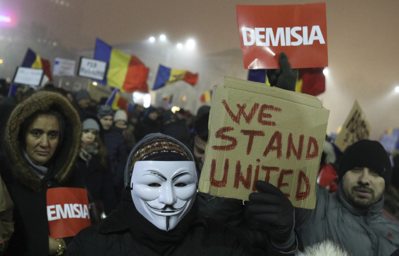 Демонстрация против правительства Румынии в Бухаресте, 6 февраля 2017 года. Фото: Stoyan Nenov / Reuters
