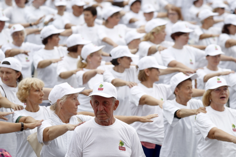 Участники проекта "Московское долголетие". Фото: Артем Геодакян / ТАСС