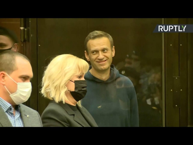 Вынесение приговора Алексею Навальному. Скриншот трансляции RT