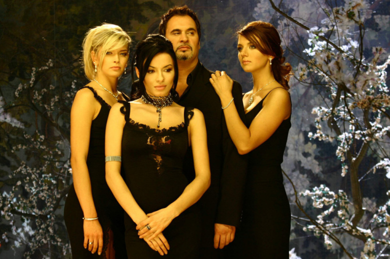 Константин Меладзе и золотой состав группы «ВИА Гра»: Вера Брежнева, Надежда Грановская и Анна Седокова