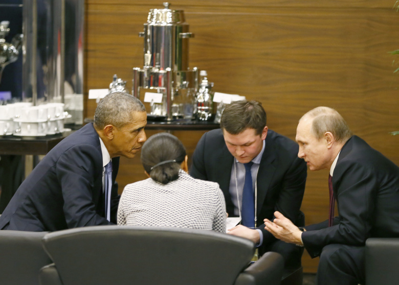 Владимир Путин беседует с Бараком Обамой перед саммитом G20 в Анталии