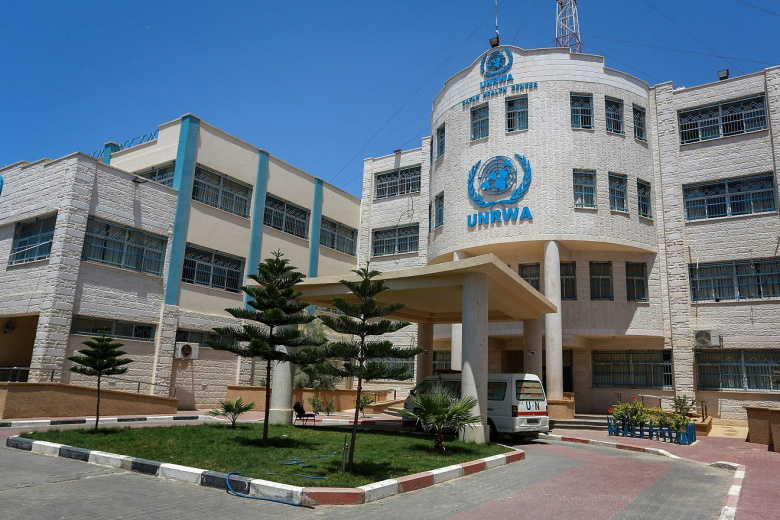 Здание БАПОР (Ближневосточное агентство ООН для помощи палестинским беженцам и организации работ) в секторе Газа