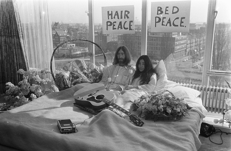 «В постели за мир». Джон Леннон и Йоко Оно, 1969 год