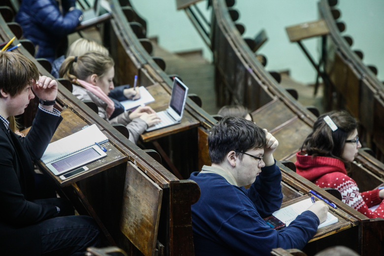 Студенты на лекции в Санкт-Петербургском государственном университете.