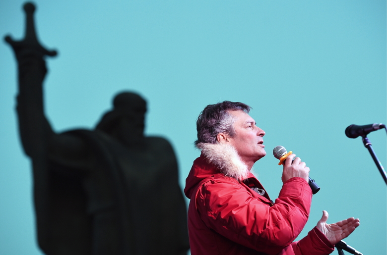 Евгений Ройзман на митинге против отмены прямых выборов мэра Екатеринбурга. Фото: Донат Сорокин / ТАСС