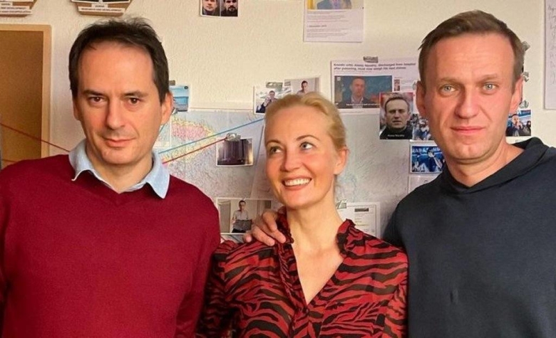 Христо Грозев, Юлия Навальная, Алексей Навальный. Фото: navalny / instagram