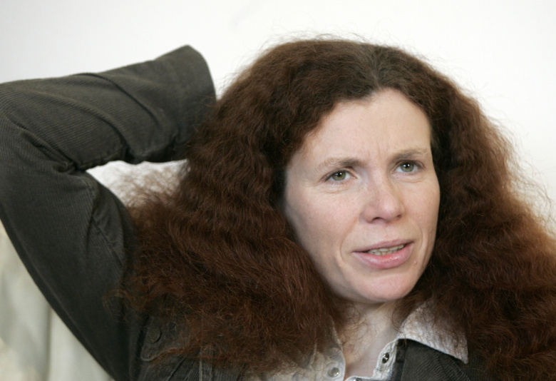 Юлия Латынина во время интервью агентству Reuters в Москве 25 февраля 2009 года