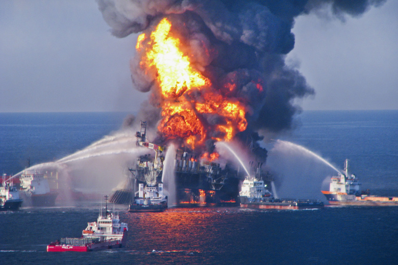 Пожар на нефтяной платформе Deepwater Horizon в Мексиканском заливе, 2010