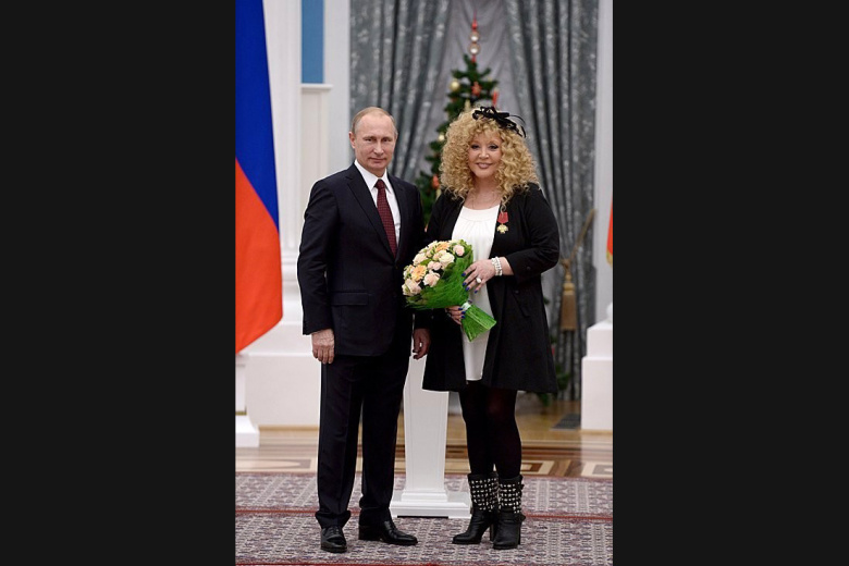 Награждение Аллы Пугачёвой орденом «За заслуги перед Отечеством» IV степени. Москва, Кремль, 22 декабря 2014 года
