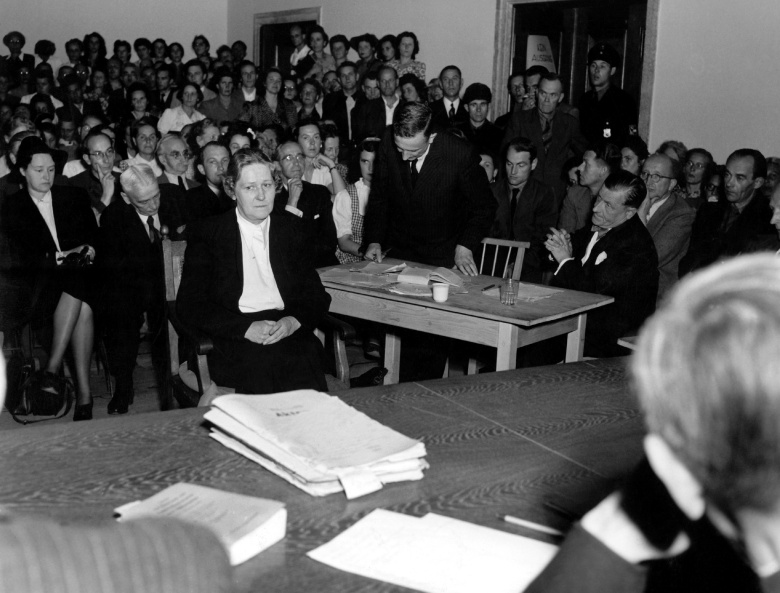 Жена Германа Геринга на суде по денацификации, 1948 год