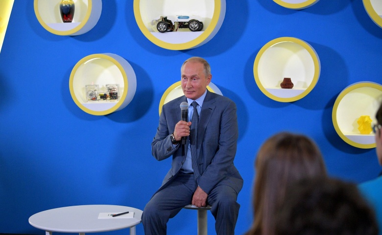 Владимир Путин в центре "Сириус", 1 сентября 2018 года. Фото: kremlin.ru