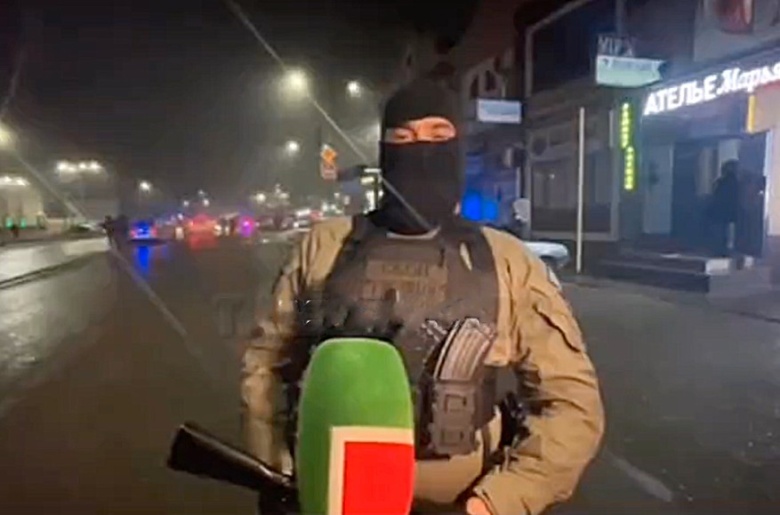 На улицах чеченского города Урус-Мартан, 11 декабря 2022 года