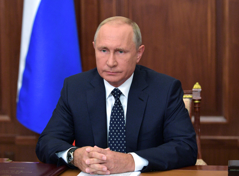 Владимир Путин во время специального обращения о пенсионной реформе. Фото: Alexei Druzhinin / Kremlin / Sputnik / Reuters