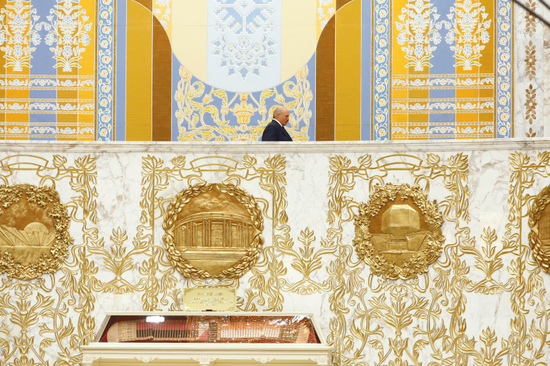 Александр Лукашенко во Дворце Независимости. Фото: Vasily Fedosenko / Reuters