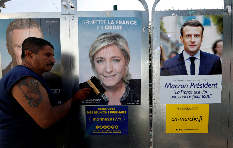 Предвыборные плакаты во Франции. Фото: Eric Gaillard / Reuters
