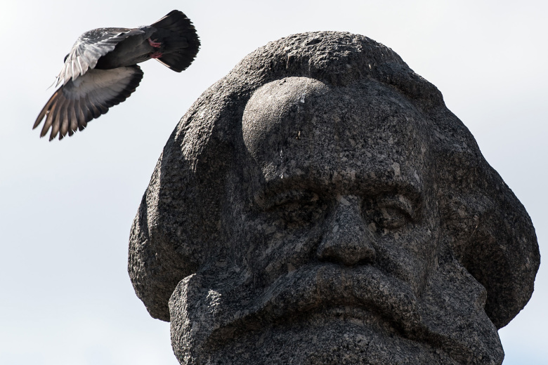 Памятник Карлу Марксу. Фото: Federico Gambarini / DPA / TASS